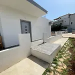 Mario Studios Ksamil